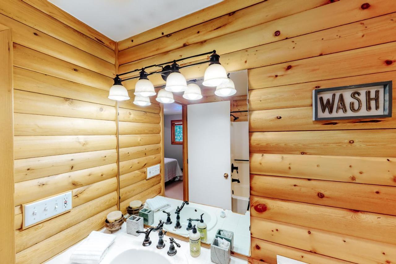 Northwoods Dream Retreat Villa ไวท์ฟิช ภายนอก รูปภาพ